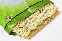 《インスタント袋麺》罪悪感が激減で、満足感がアップ!?料理研究家が教える“ちょい足し”食材とNGアレンジ