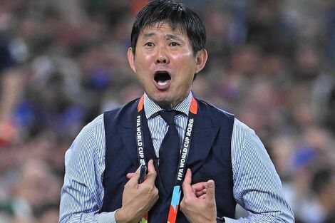 《W杯》森保一監督「心を一つに」試合前日のサポーター決起集会に“サプライズ登場”、熱すぎる名将の異例行動