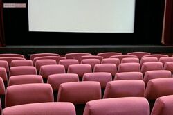 TOHOシネマズ大井町、空調トラブルで“サウナ状態”も上映強行か、運営は「取材お断わり」問われる映画館の“安全配慮”