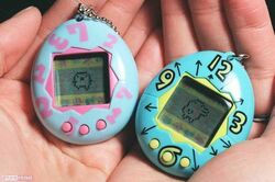 指にはめる小型たまごっち『Tamagotchi ring』衝撃の予約殺到、開発が明かす“指輪仕様”にたどり着いた経緯と“爆売れ”の背景事情