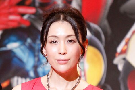 48歳・雛形あきこ「グラビア女王」の原点回帰にファン歓喜!小池栄子、MEGUMIに続く再ブレイクへの期待