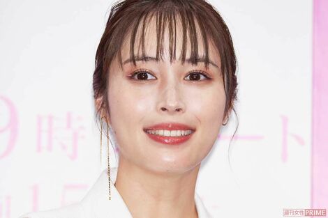 広瀬アリス、約3か月ぶりの自撮りショット披露で「めっちゃやせてる」鎖骨が露わの“ほっそり姿”に集まる心配
