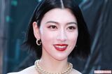 三吉彩花「決意の証です」背中一面の“大胆タトゥー姿”公開も「宇宙宇宙宇宙世界…