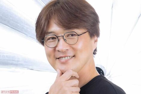 《弟分・モナキが爆発的ヒット》「ゴールよりアシスト」純烈・酒井一圭が語る“人を輝かせるプロデュース術”