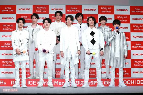 Snow Manアルバム『AMENITY』広告に映るラウールが「ほぼ脚でした」モデル&ダンサーとして世界で闘う“規格外”なスタイル