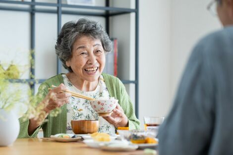 《いい介護》の絶対条件は「良好な親子関係の維持」同居・休暇の使用・転職…やりがちだけど避けたい“3つの落とし穴”