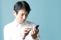 中高年も『スマホ依存』でゾンビ化! “食欲不振・不眠・うつ症状”を招く危険な使い方