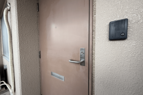 【さいたま市岩槻区】73歳母を殴打し殺害し“踊り場に死体遺棄”、44歳息子を逮捕「罵倒されて耐えられなかった」団地住人が語る“母子の姿”