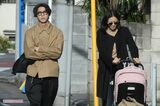 榮倉奈々が夫・賀来賢人と休日にみせた「女優より家庭優先」な母姿