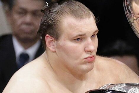 大関・安青錦が「ポカリスエット」新CMに!綾瀬はるから“ポカリガール”から路線変更も「かわいい」の声が殺到