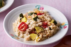 《コスパも魅力で物価高の救世主!》低カロリーで栄養豊富、焼くだけじゃない!「ズッキーニレシピ」