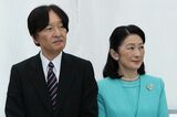 秋篠宮家の“職員増員”要求に〈疑問の声も〉…裏にあった悠仁さまへの公務引き継…