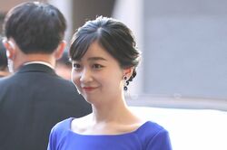 《佳子さまの歩み》「ショートプログラムのステップのところがすごく好き」“赤ワンピ-ス”装いで明かしたフィギュア愛にりくりゅうペアも驚き