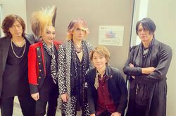 BOOWYファン大熱狂のウラで弟分バンド『BUCK-TICK』ライブで警察沙汰の痴漢トラブル!運営の警告文にファンが抱いた“違和感”