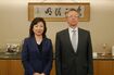 ガルージン駐日ロシア大使が野田総務大臣(当時)への訪問したときの一枚(平成30年総務省HPより)