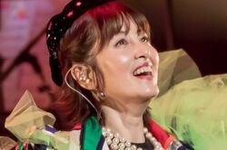 荻野目洋子『ダンシング・ヒーロー』大ヒットの裏で「脱走事件」…“くそまじめ”なアイドルが「再会3日で結婚」を決めた運命のひとこと