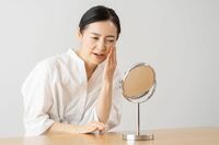 プロ直伝の「小鼻ほぐし」でほうれいを線撃退!凝り固まった顔の筋肉をほぐしてキュッと上がった表情に、ケ…