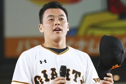 巨人・山瀬慎之助の熱愛報道に《本業を疎か》ファン呆れ、相撲業界はお相手の5歳年上の“スー女”タレント・山根千佳にガックリ