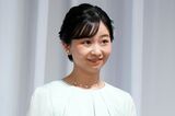 佳子さま、アジア大会結団式の「存在感あるバラの髪飾り」に「派手では?」の声も…