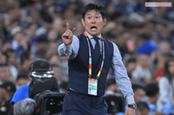 《W杯サッカー》森保監督のノートが再注目で「国歌斉唱で泣く理由に納得」の声、海外では「デスノート」と恐れられるワケ