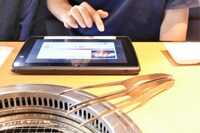 飲食店で急増中のデジタル注文「理解できすブチギレ」客の“タブハラ”と「強制友だち登録」店の“謎都合”