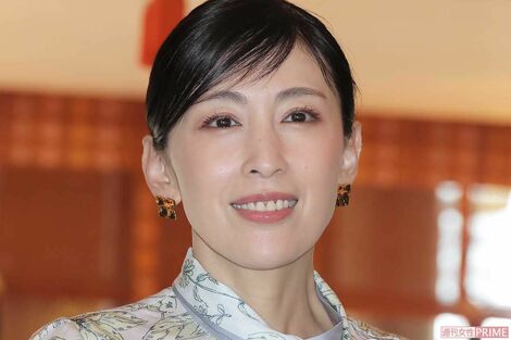 雛形あきこ、22年ぶりの写真集『三原色』を猛烈アピールした夫・天野浩成と“最強素人”「ヨモギダくん」に『めちゃイケ』ファンが大反応